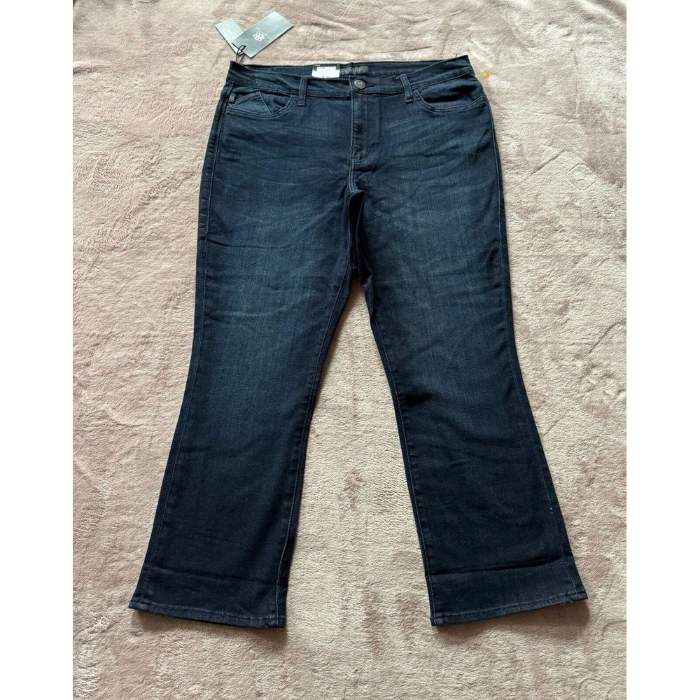 Rock & Republic Jeans Women's Kendall Blue Denim Jean Mid Rise Capri Size 16 NWT